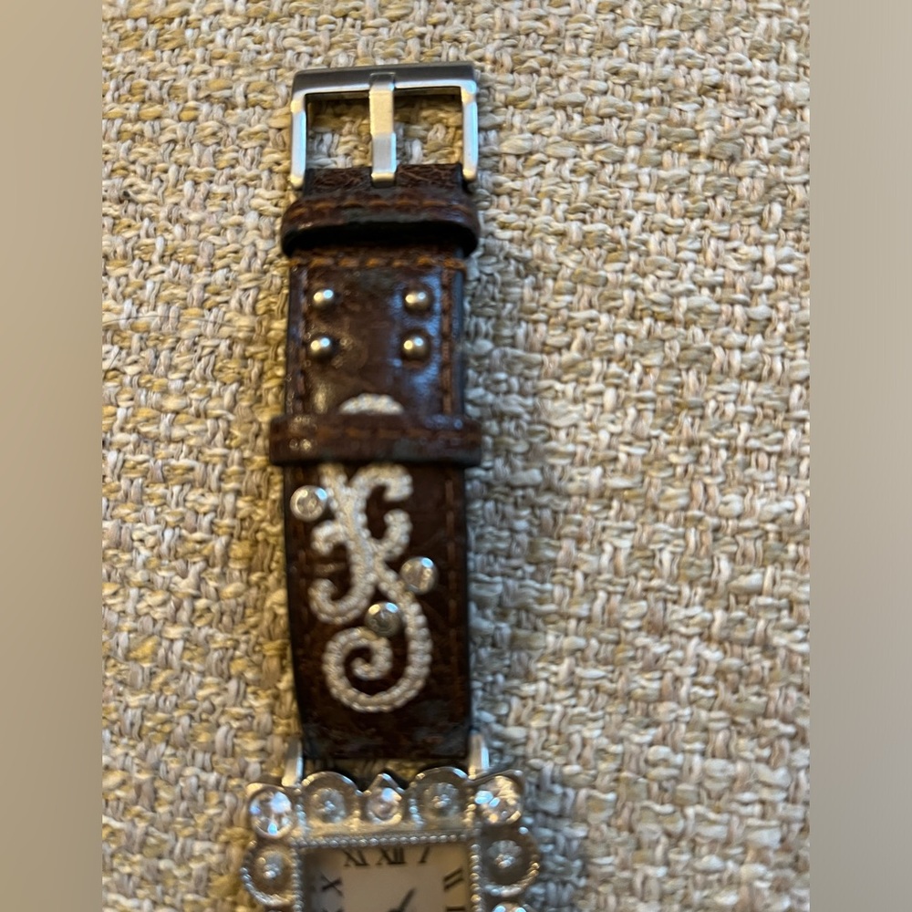 Watch - Picture 4 of 7